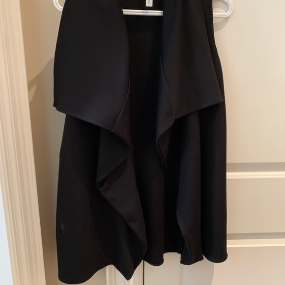 Seven Sisters Duster Vest - Picture 2 of 2